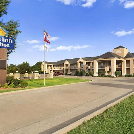 Days Inn & Suites By Wyndham Stuttgart Ngoại thất bức ảnh