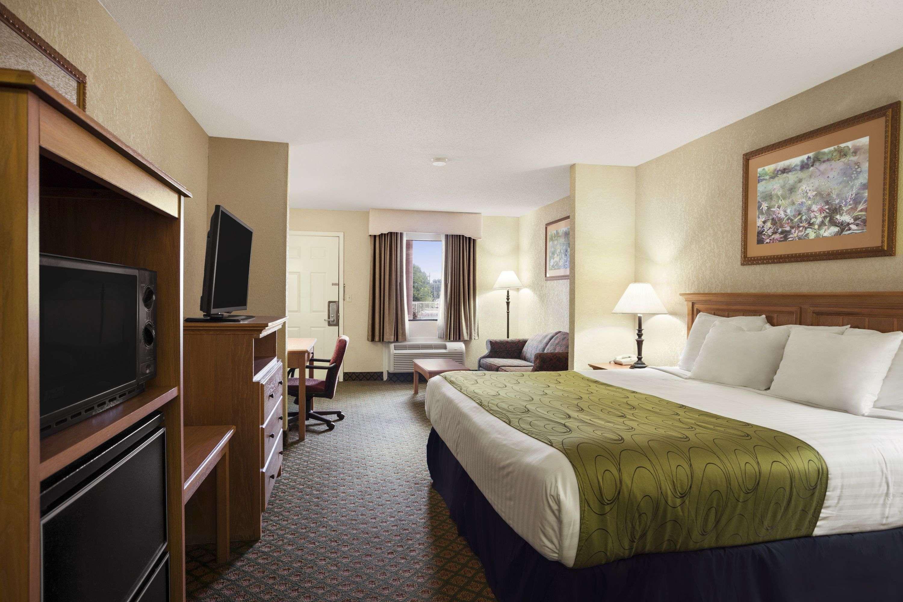 Days Inn & Suites By Wyndham Stuttgart Ngoại thất bức ảnh